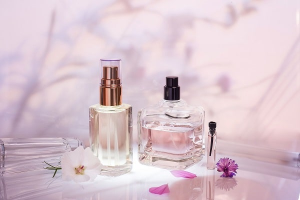 How to Make Perfume in Nigeria 2022 [Step-By-Step Guide]