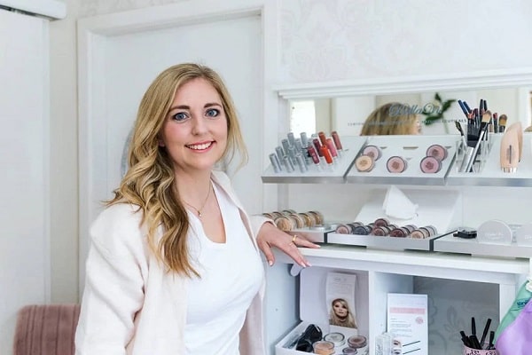 How To Start A Beauty Supply Business