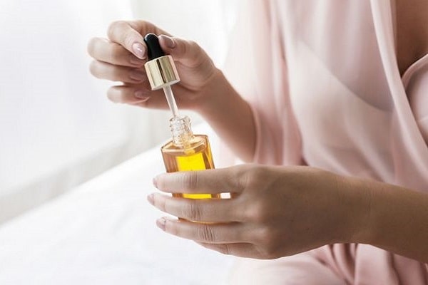 Facial Serum: What It Is, Benefits and How To Apply It